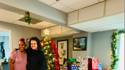 2022 - Purple Door - Christmas Family Photo